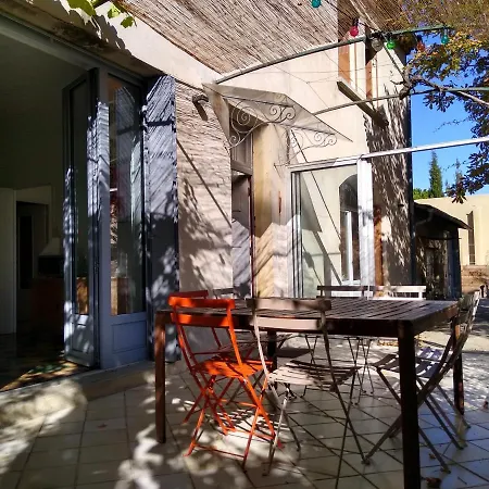 Le Clos De L'apparent 4* Rochegude (Drome)