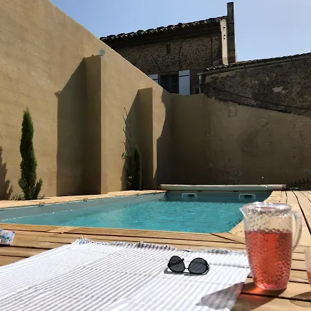 Le Clos De L'apparent 4*